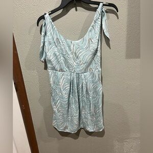 Bar III Light Blue Swirl Mini Dress Size M EUC Straps Adjust and has Pockets